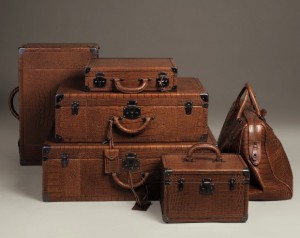 botteggaVenetaAlligatorLuggageset