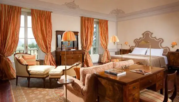 Villa-Le-Rose-Tuscany-suite