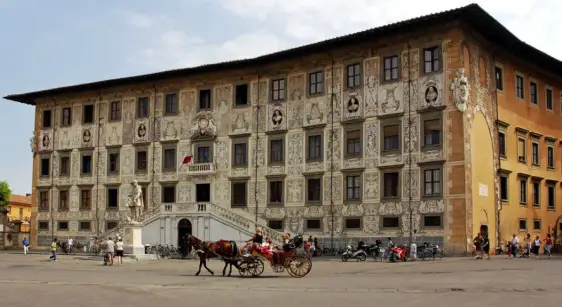 Palazzo della Carovana