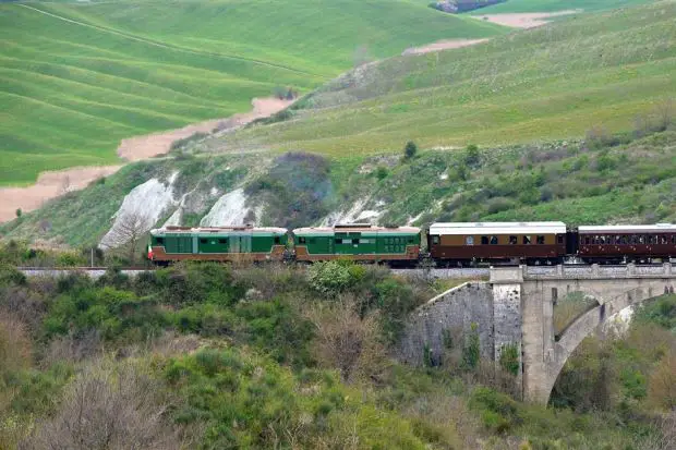 Italy 1920 train