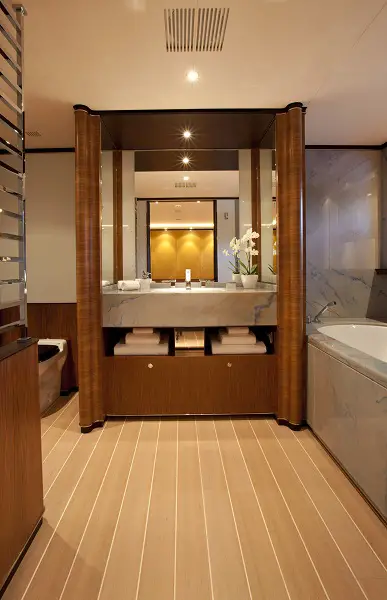Perini Navi Fidelis Yacht 