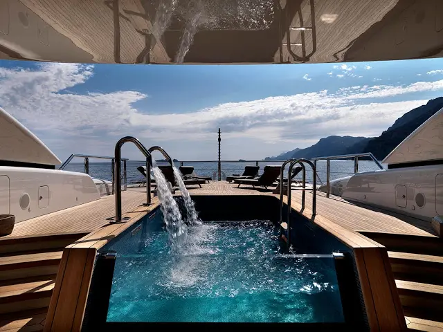 Perini Navi Fidelis Yacht 