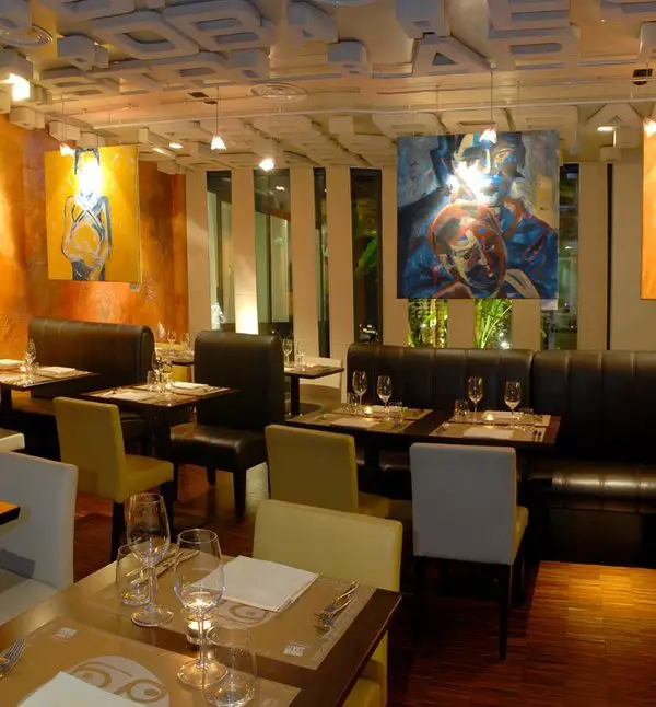 Estrobar Ristorante at Abitart Hotel