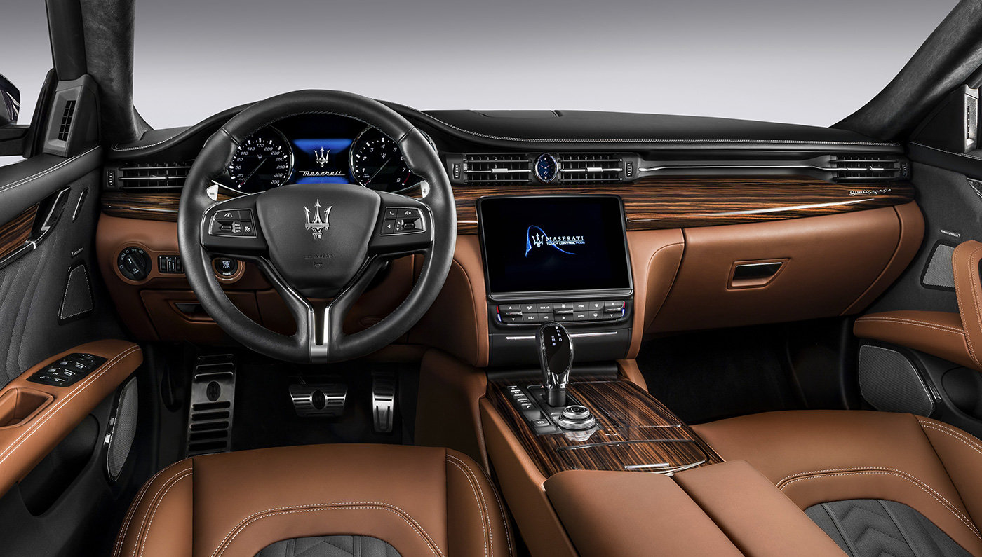 2017-Maserati-Quattroporte granlusso dash