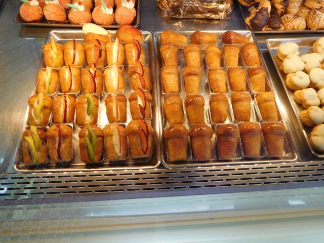 <small>Mini Babas</small>