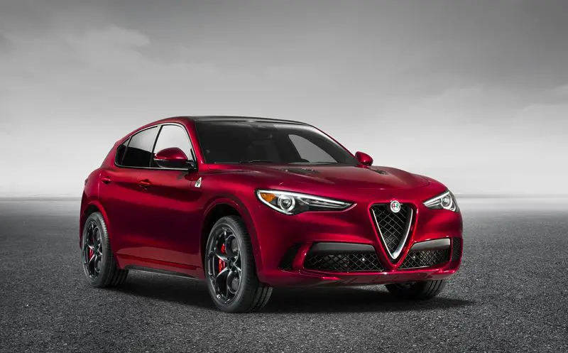 alfa-romeo-stelvio-front